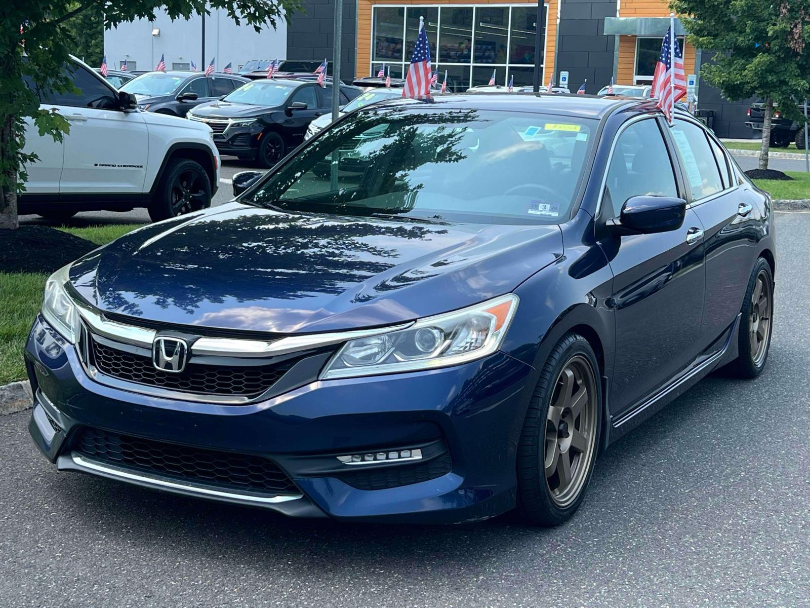 Used 2017 Honda Accord Sport with VIN 1HGCR2F5XHA172173 for sale in Trenton, NJ