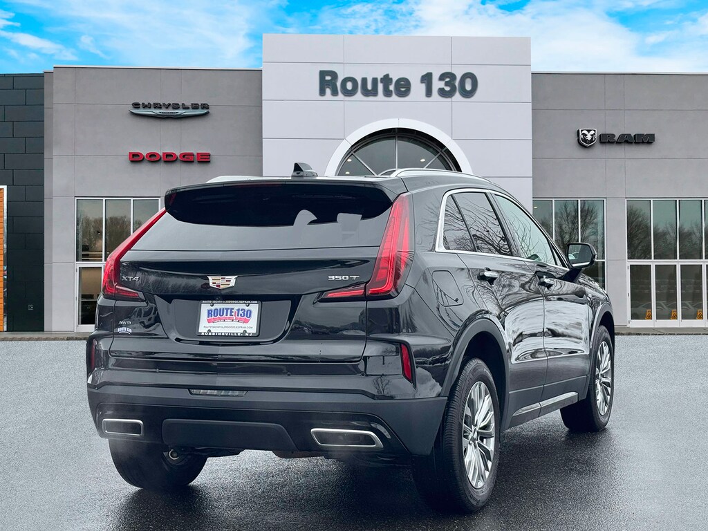 Used 2025 Cadillac XT4 AWD Premium Luxury SUV