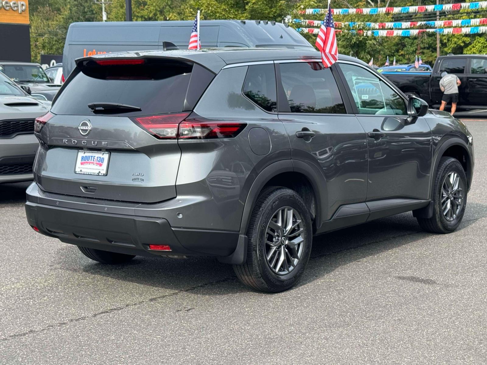 2026 Nissan Rogue S photo 4