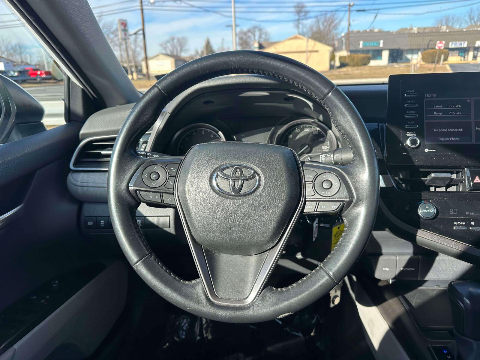 2024 Toyota Camry SE - Photo 12