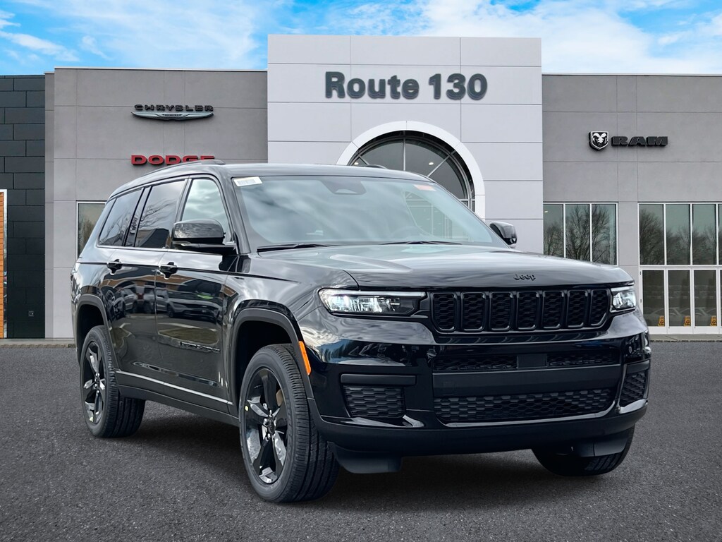 New 2025 Jeep Grand Cherokee L ALTITUDE X 4X4 Sport Utility
