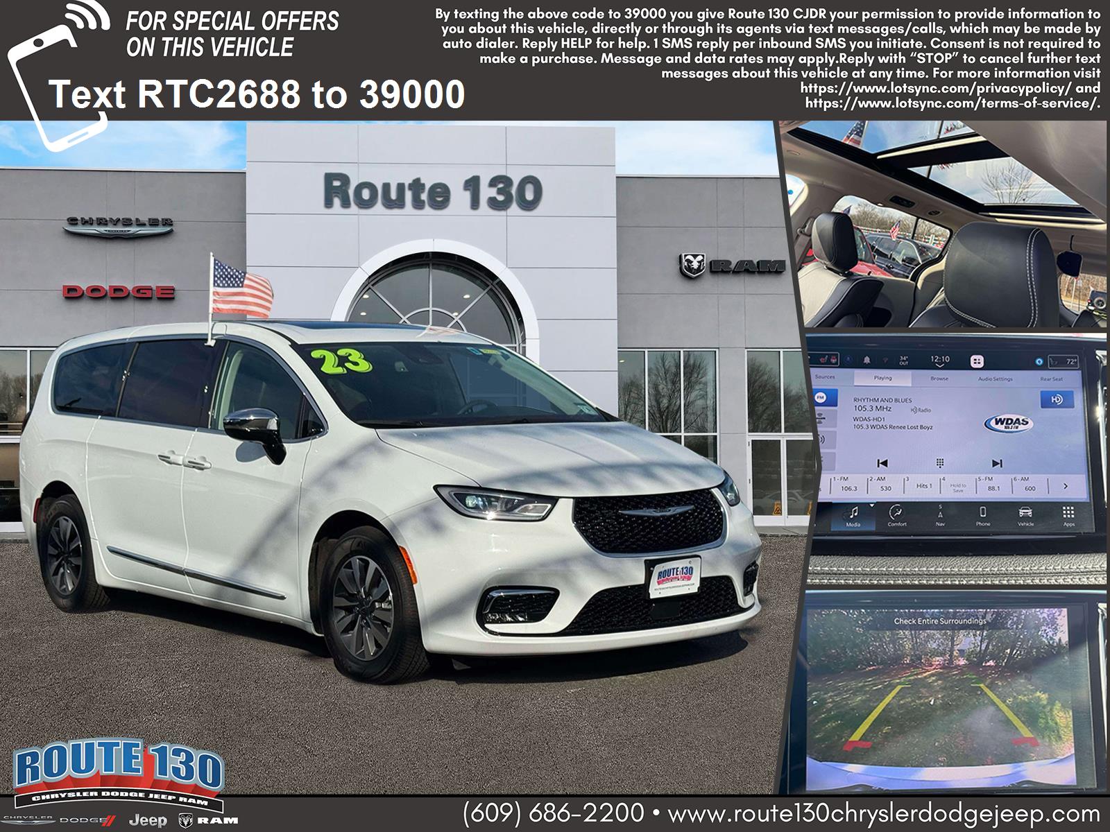 2023 Chrysler Pacifica Hybrid Limited's photo