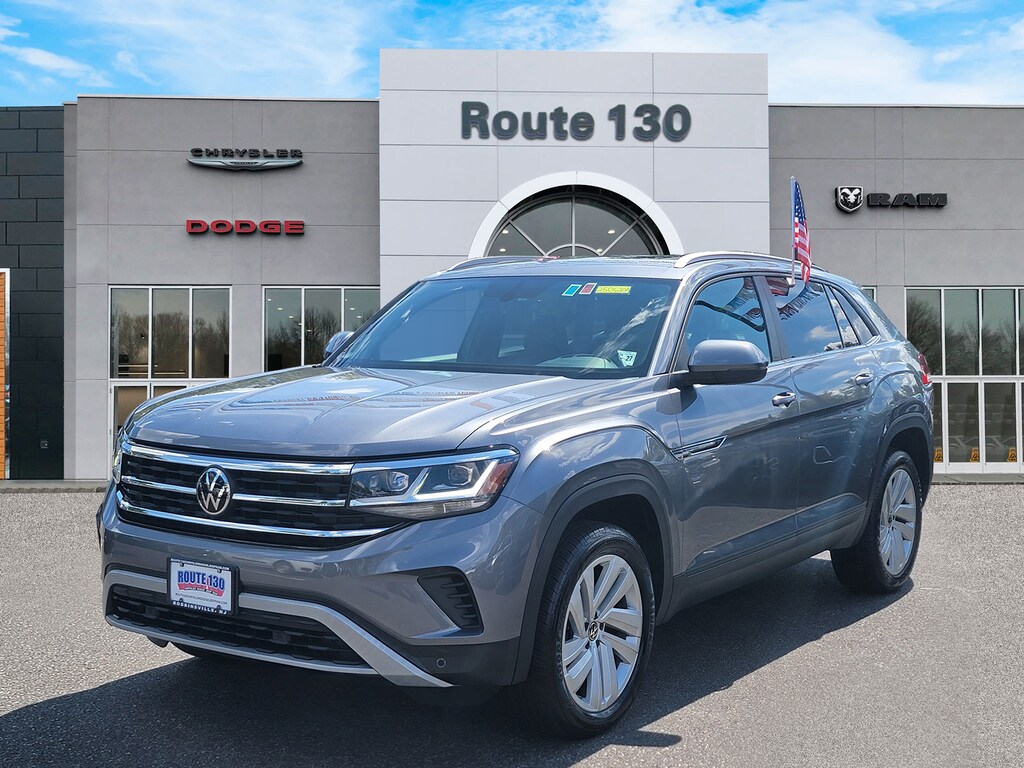 Used 2022 Volkswagen Atlas Cross Sport 3.6L V6 SE w/Technology 4MOTION SUV