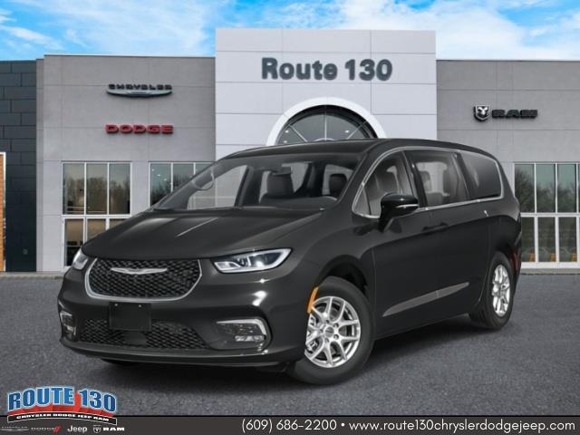 2026 Chrysler Pacifica Select's photo