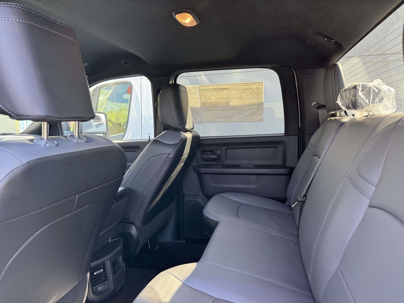 2025 RAM 2500 Tradesman - Photo 27