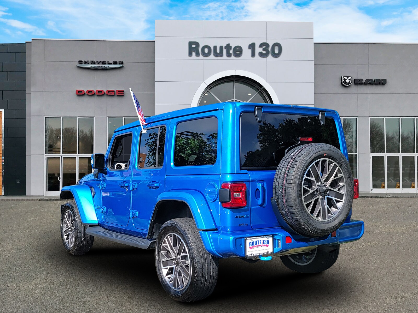 2022 Jeep Wrangler 4xe Unlimited Sahara High Altitude photo 3