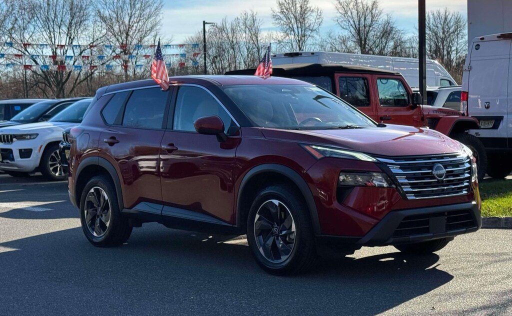 Used 2025 Nissan Rogue AWD SV SUV
