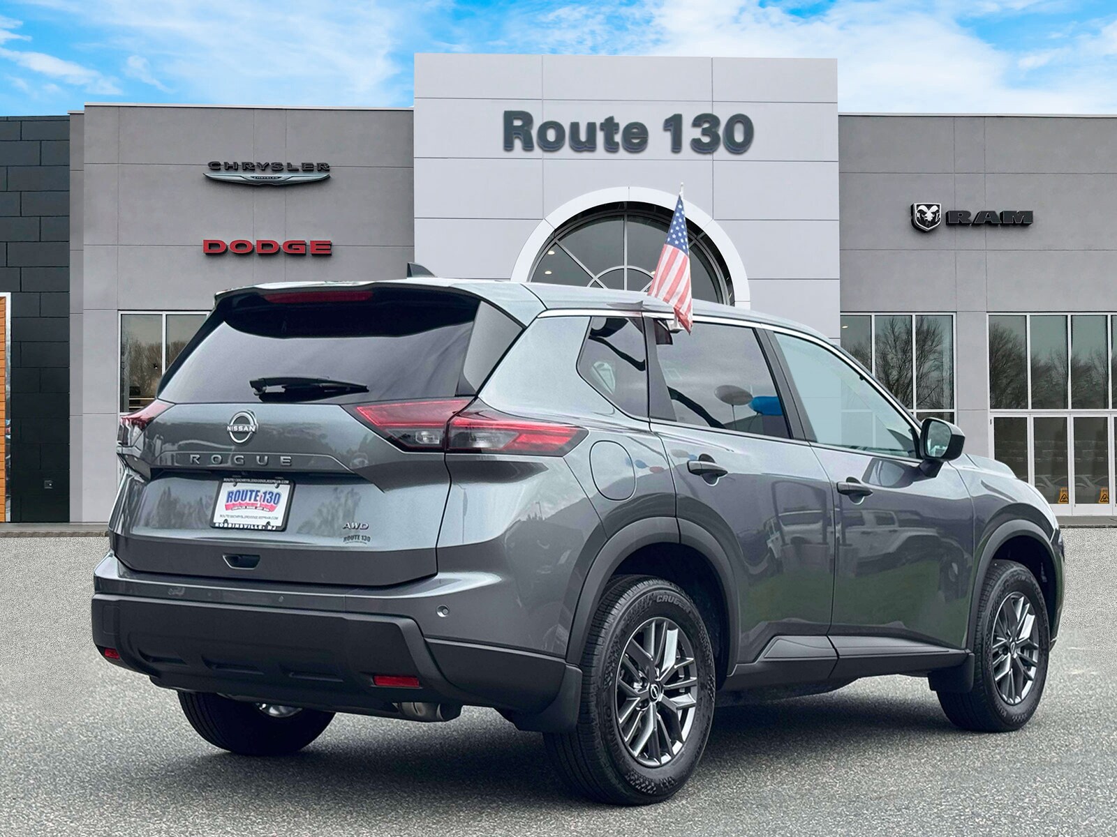 2026 Nissan Rogue S photo 3
