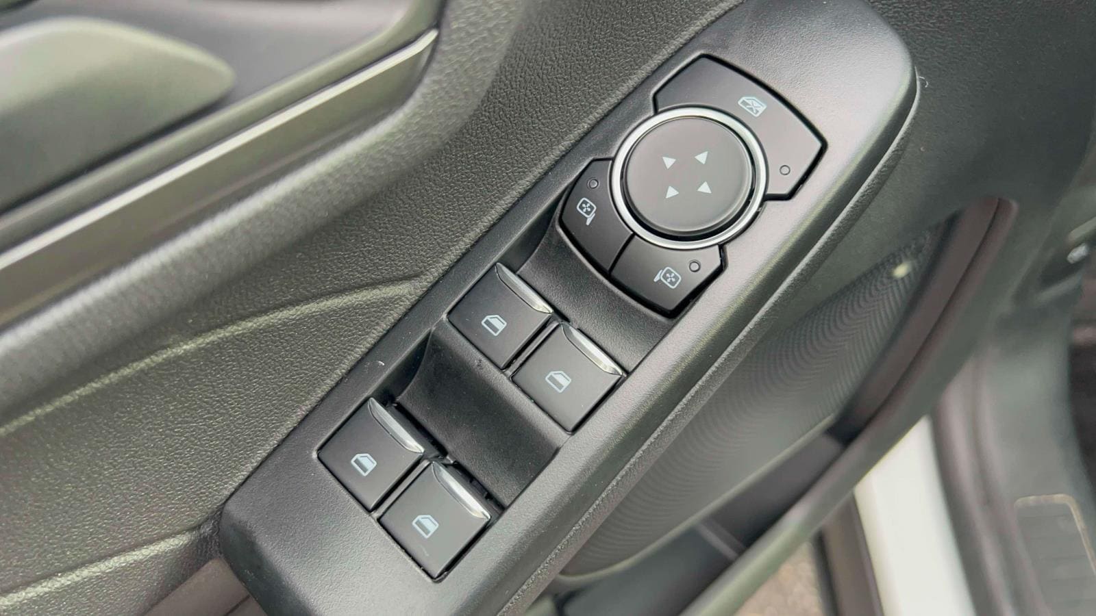 2025 Ford Escape Active - Photo 26