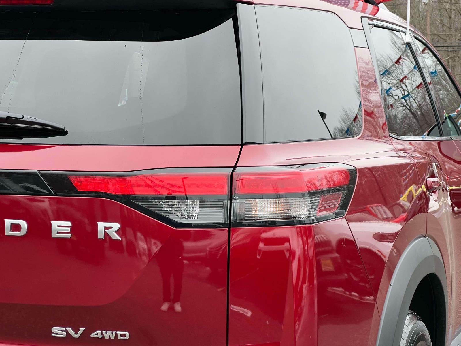 2023 Nissan Pathfinder SV - Photo 37