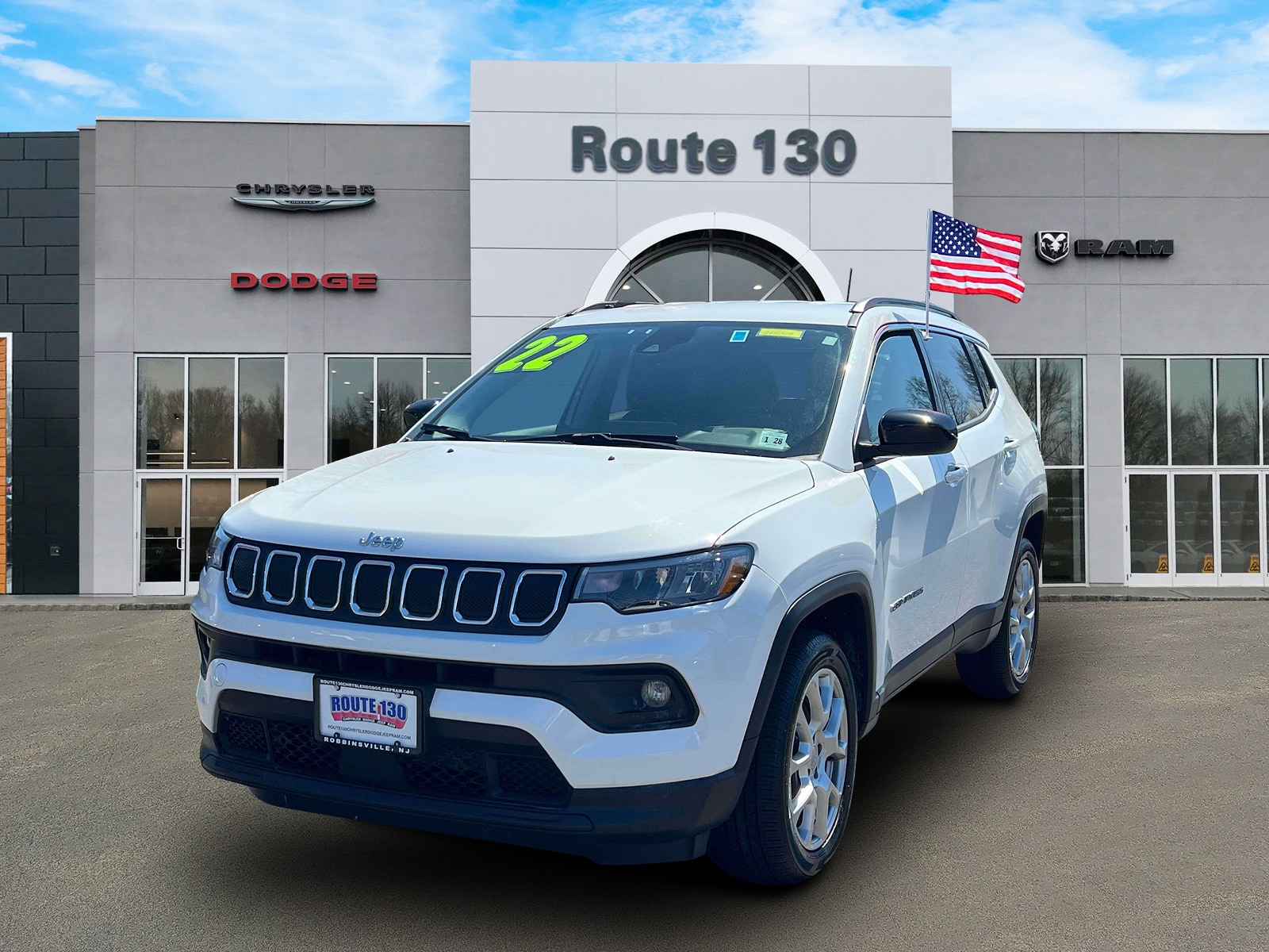 Used 2022 Jeep Compass Latitude Lux with VIN 3C4NJDFB7NT235623 for sale in Trenton, NJ