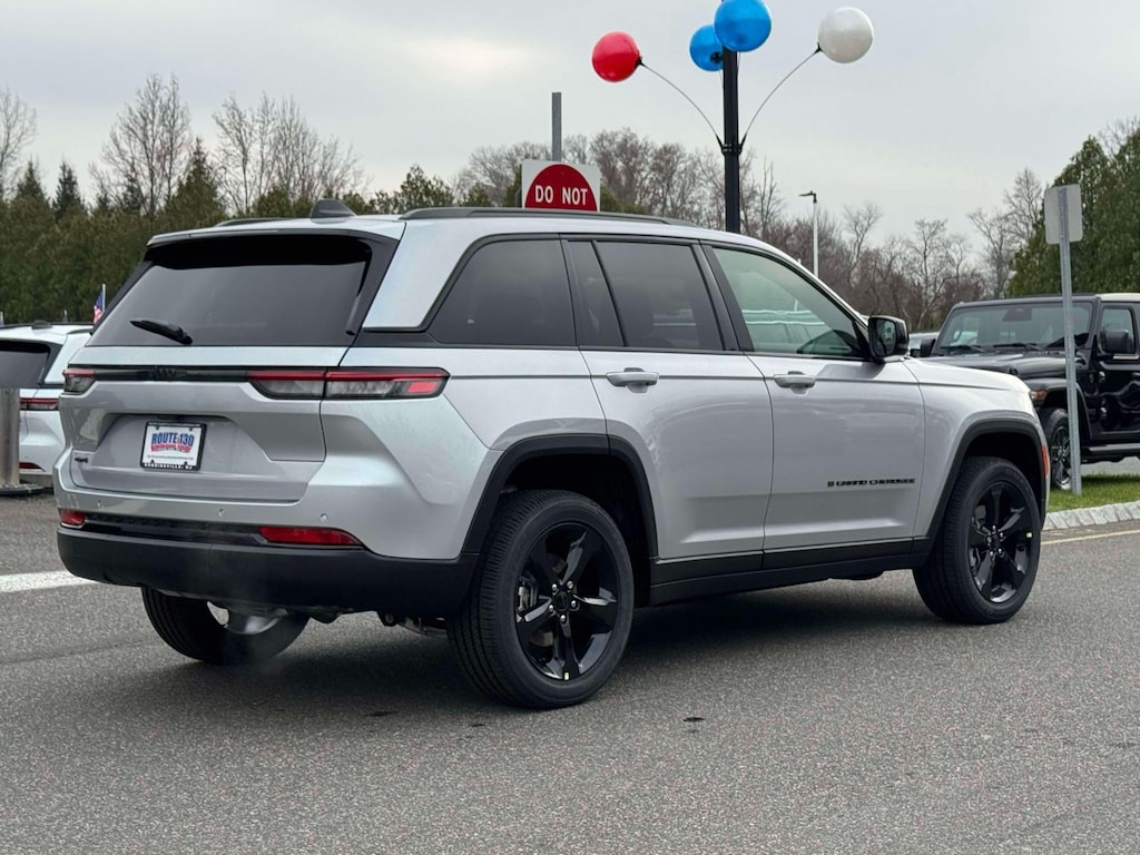 New 2025 Jeep Grand Cherokee ALTITUDE X 4X4 Sport Utility