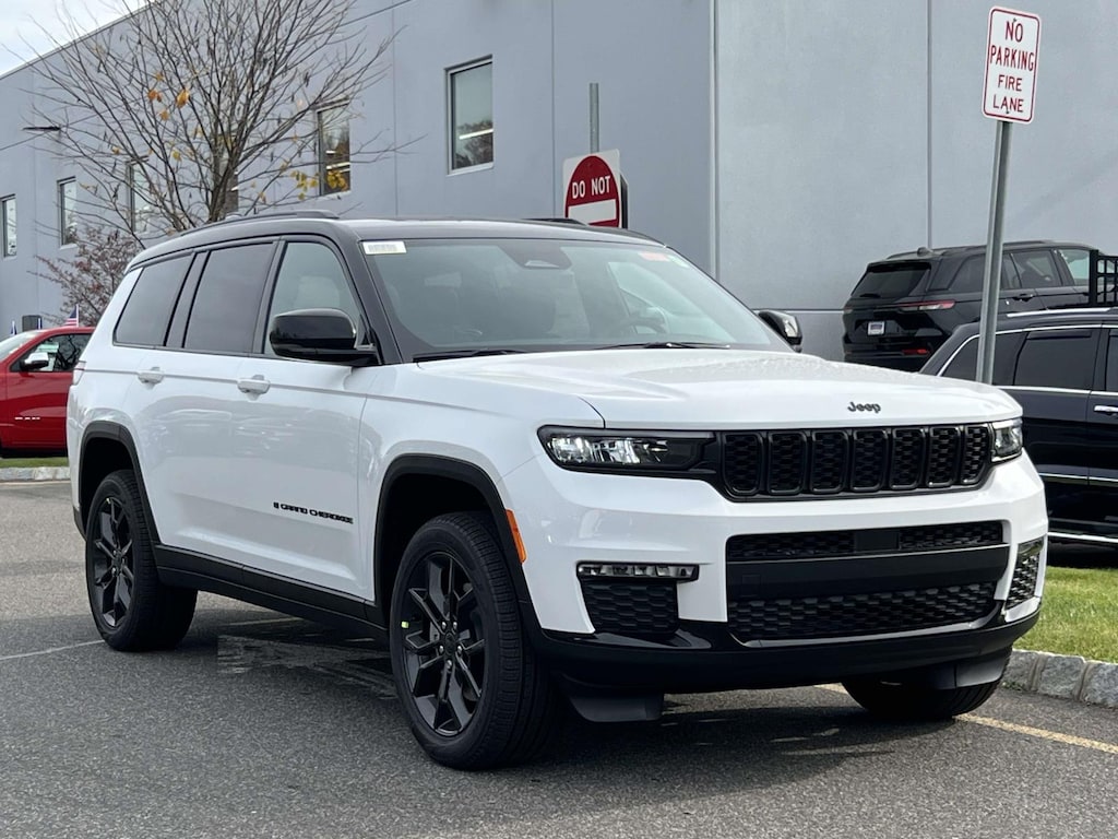 New 2025 Jeep Grand Cherokee L LIMITED 4X4 Sport Utility