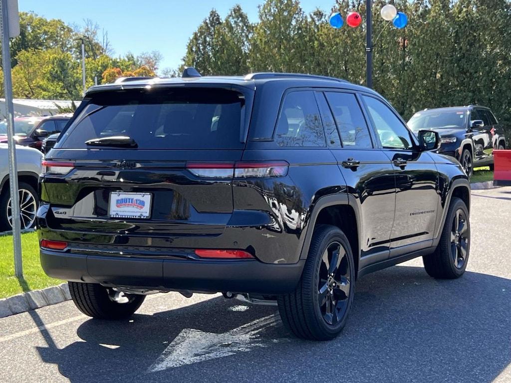 New 2025 Jeep Grand Cherokee ALTITUDE X 4X4 Sport Utility