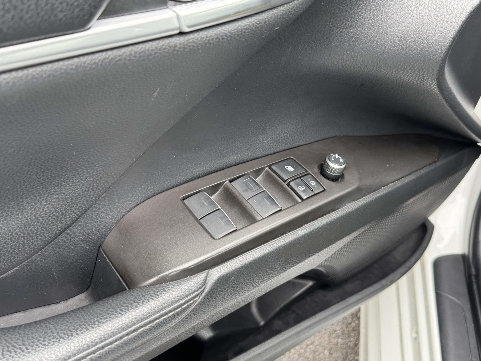 2023 Toyota Camry XSE - Photo 29