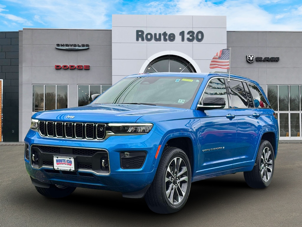 Used 2024 Jeep Grand Cherokee Overland 4x4 SUV
