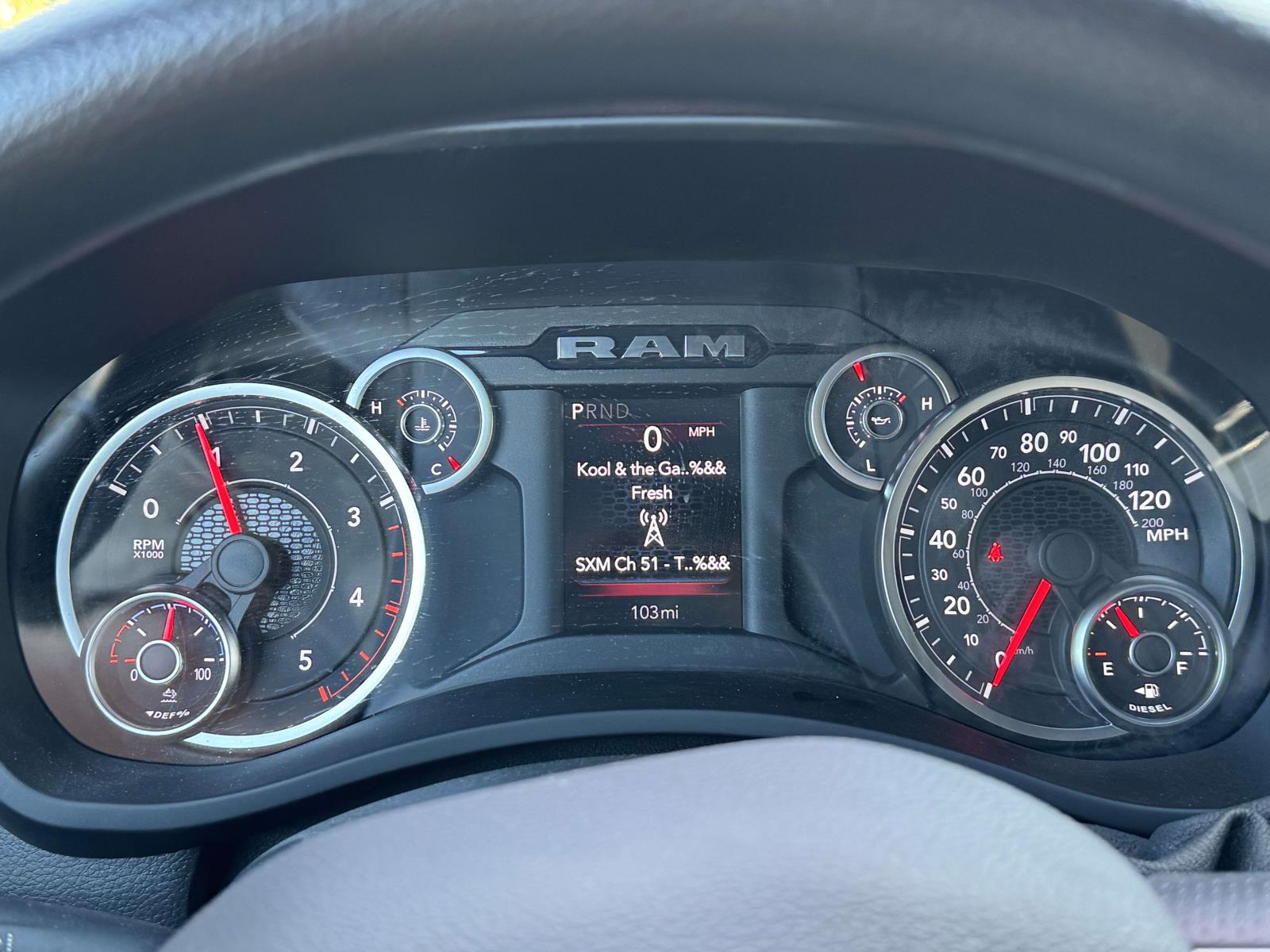 2025 RAM 2500 Tradesman - Photo 18