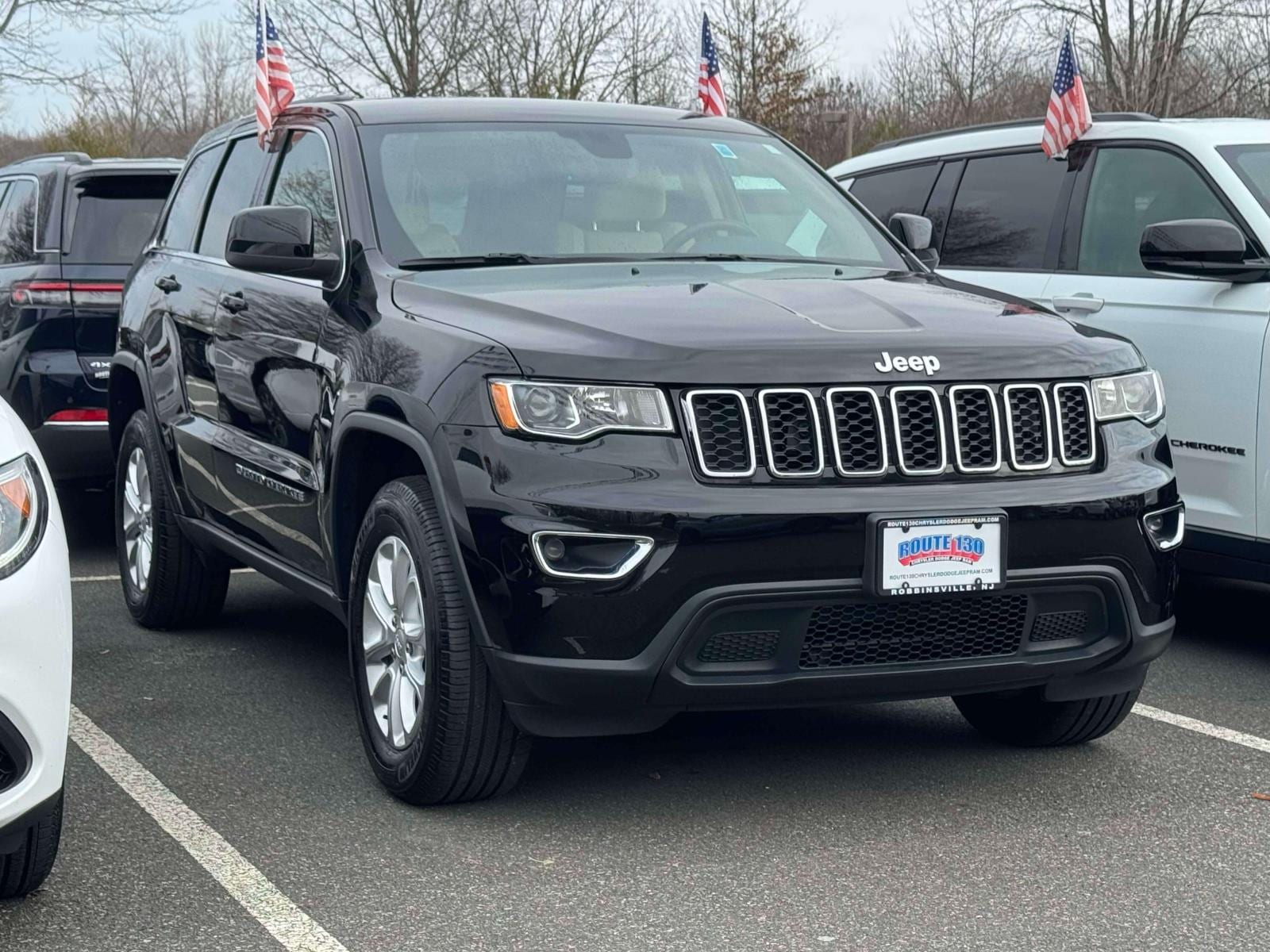 2022 Jeep Grand Cherokee WK Laredo E's photo