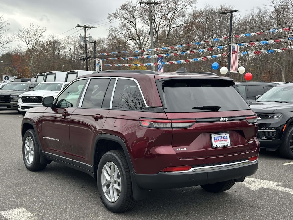 New 2025 Jeep Grand Cherokee LAREDO X 4X4 Sport Utility