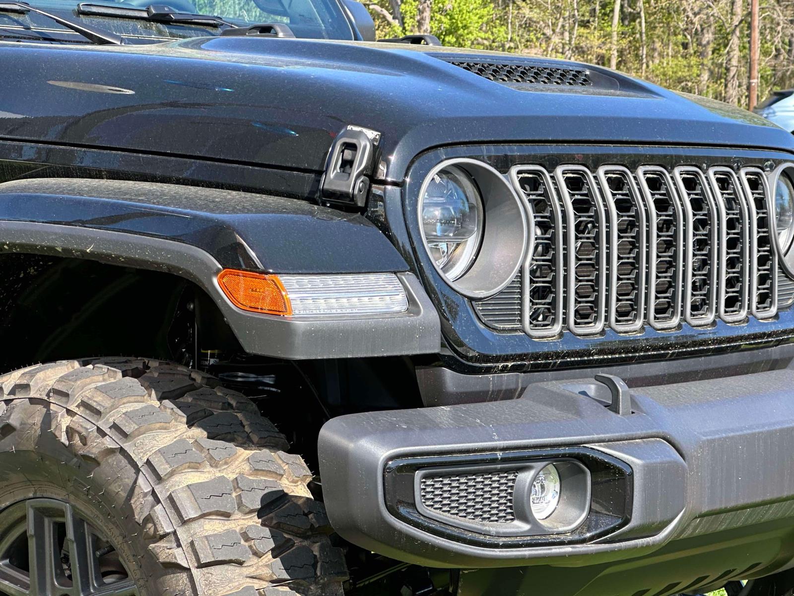 2026 Jeep Gladiator Sport S - Photo 8