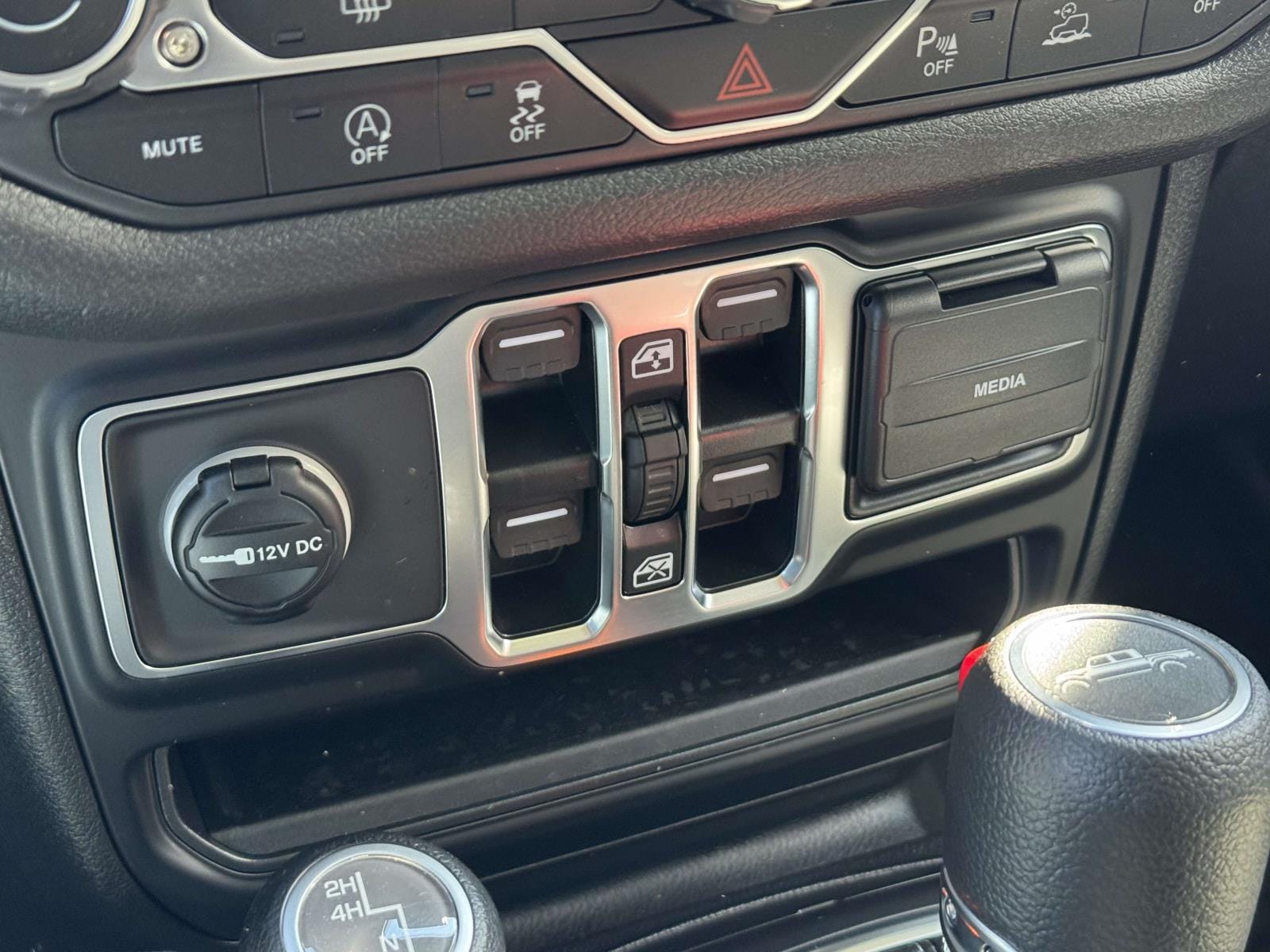 2026 Jeep Gladiator Sport S - Photo 13