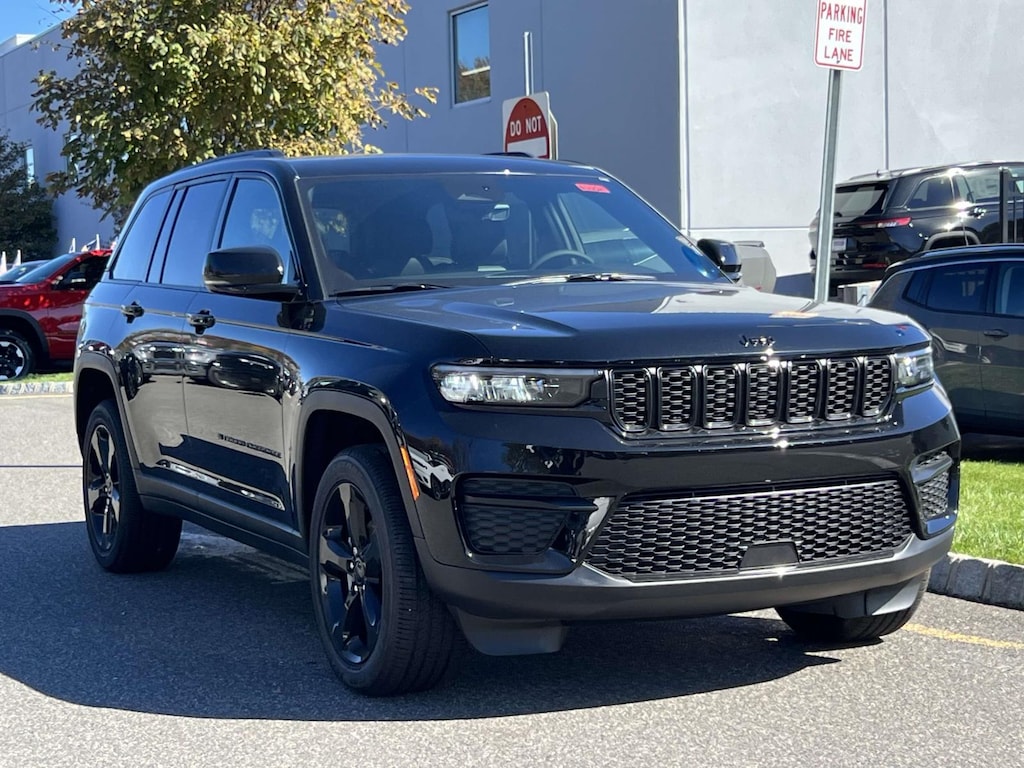 New 2025 Jeep Grand Cherokee ALTITUDE X 4X4 Sport Utility
