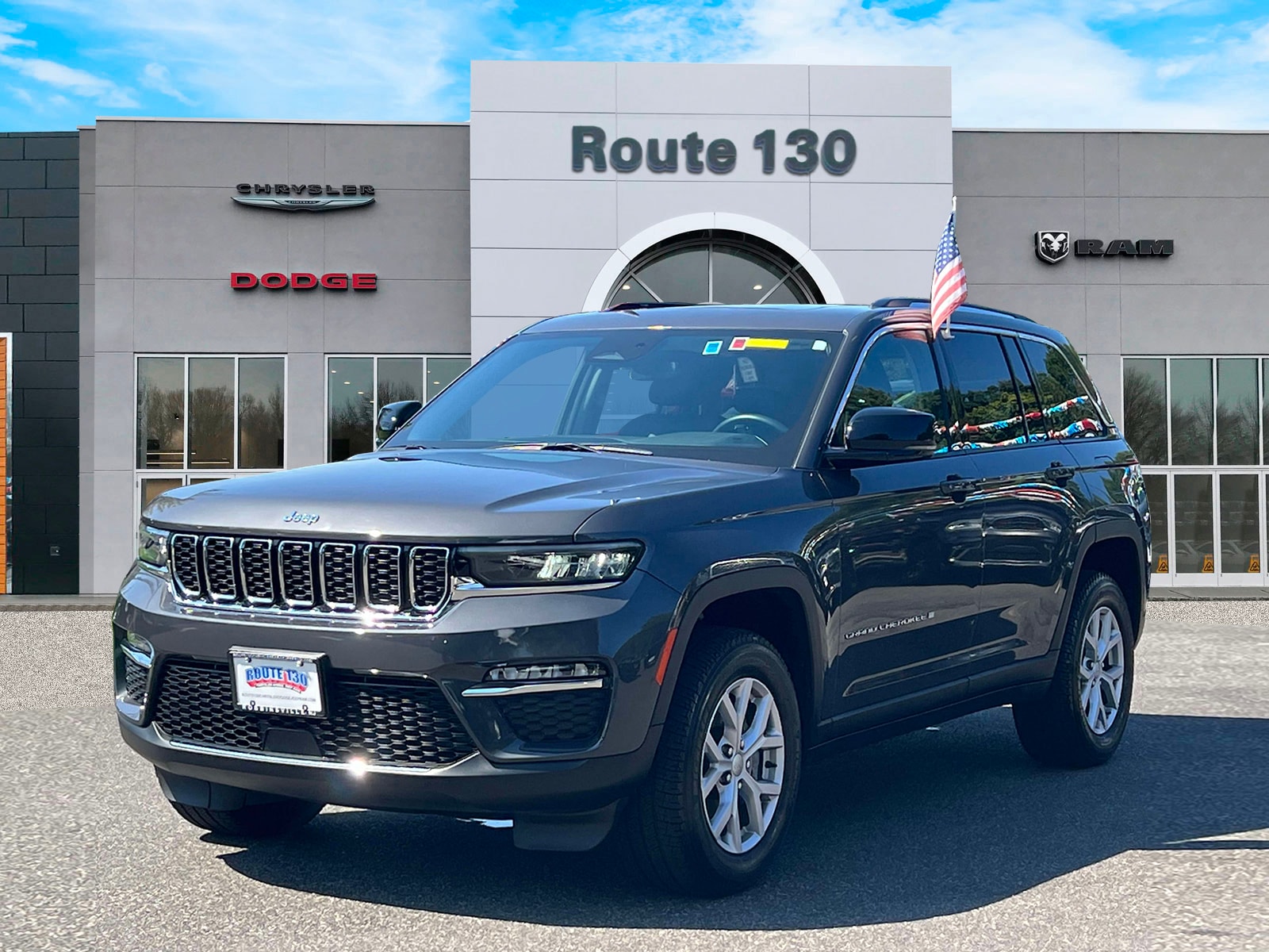 Used 2022 Jeep Grand Cherokee Limited with VIN 1C4RJHBG9N8504262 for sale in Robbinsville, NJ