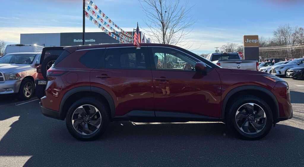 Used 2025 Nissan Rogue AWD SV SUV