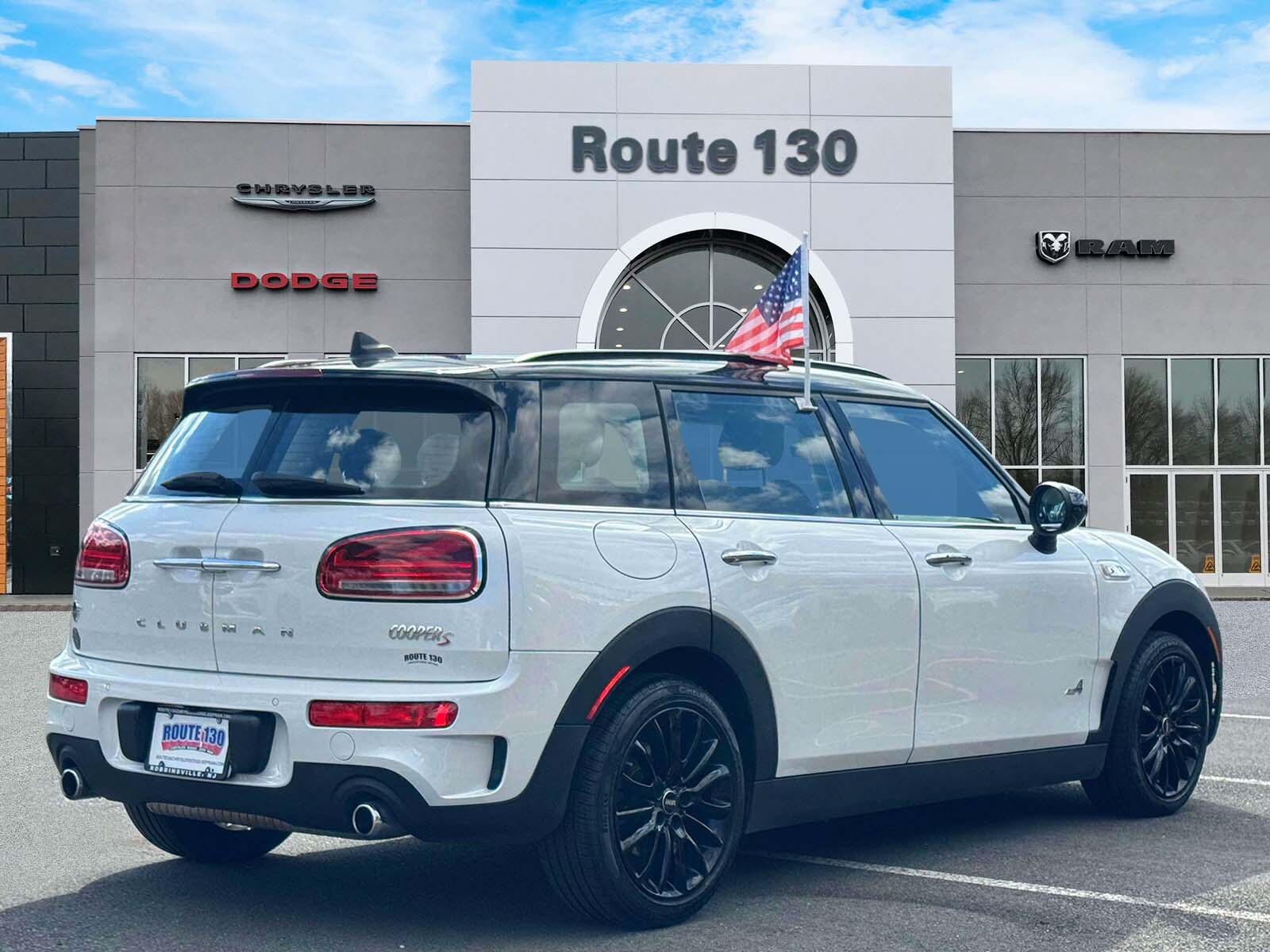 2023 Mini Clubman Base S ALL4 photo 3