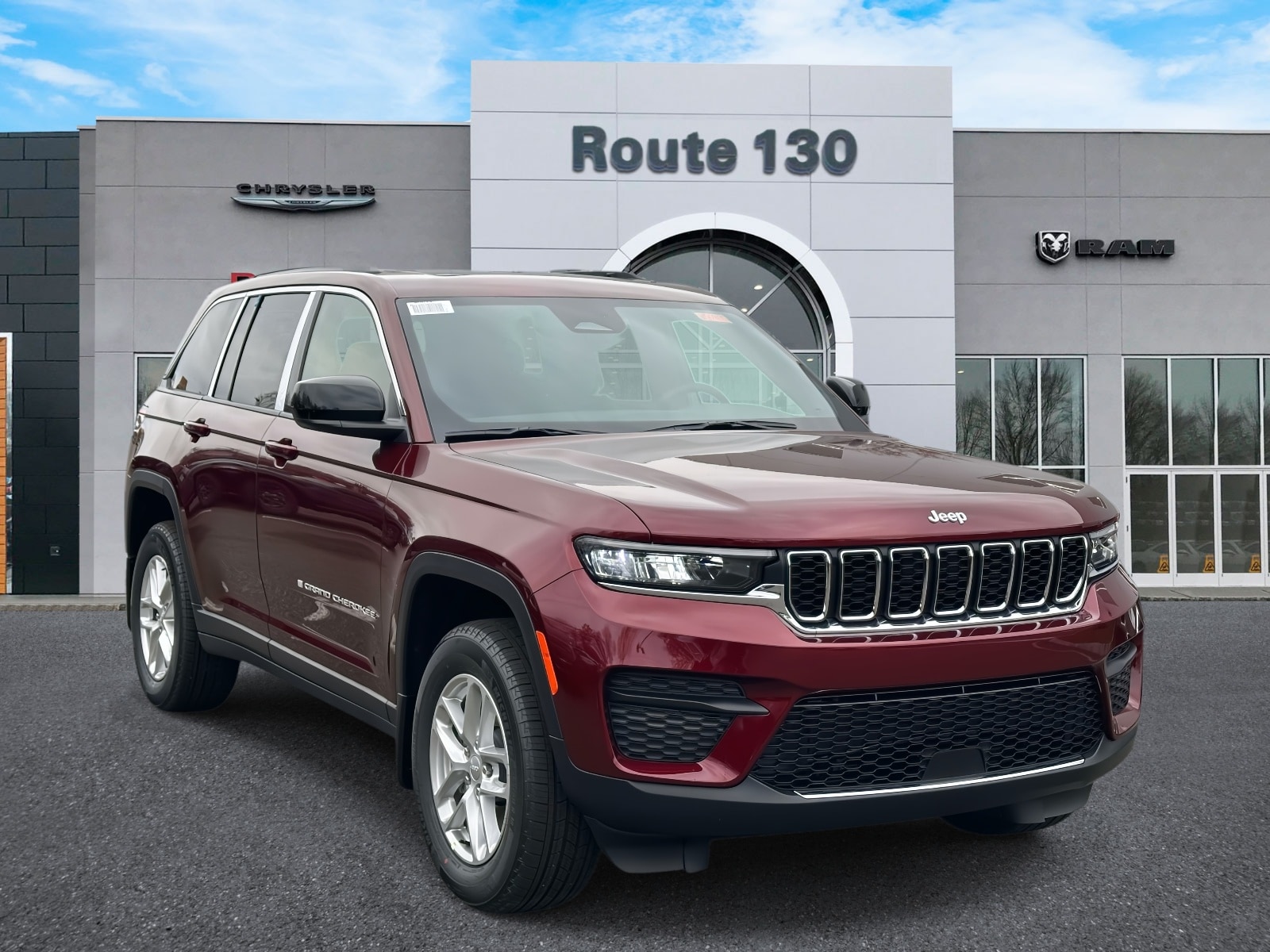 2025 Jeep Grand Cherokee Laredo's photo