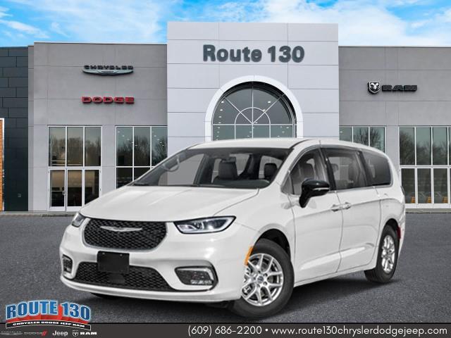 2026 Chrysler Pacifica Select's photo