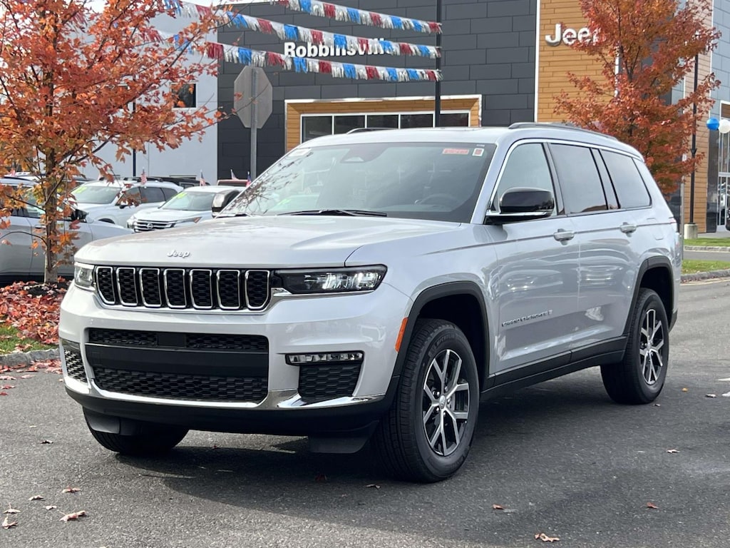New 2025 Jeep Grand Cherokee L LIMITED 4X4 Sport Utility