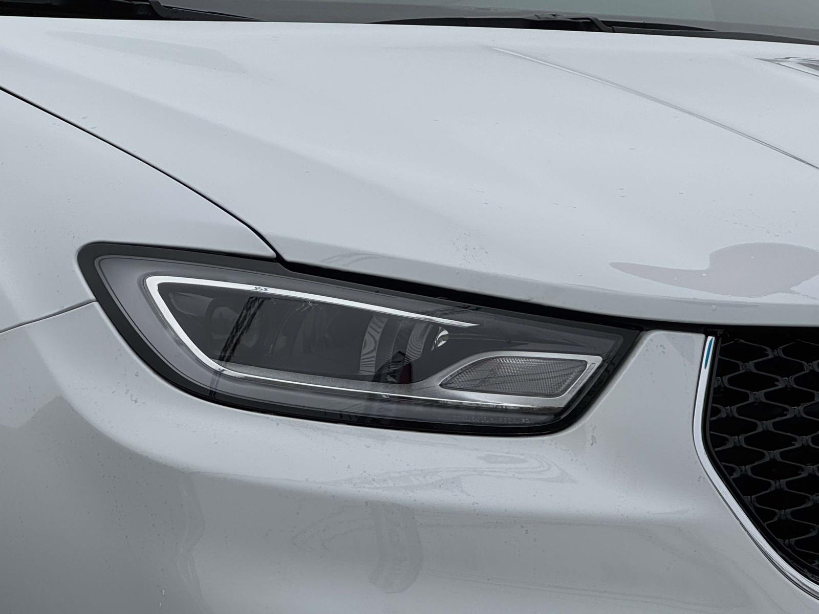 2026 Chrysler Pacifica Select - Photo 6
