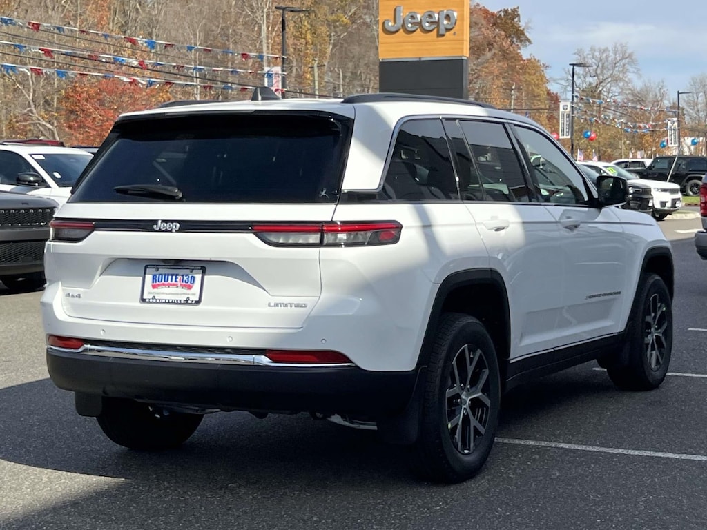 New 2025 Jeep Grand Cherokee LIMITED 4X4 Sport Utility
