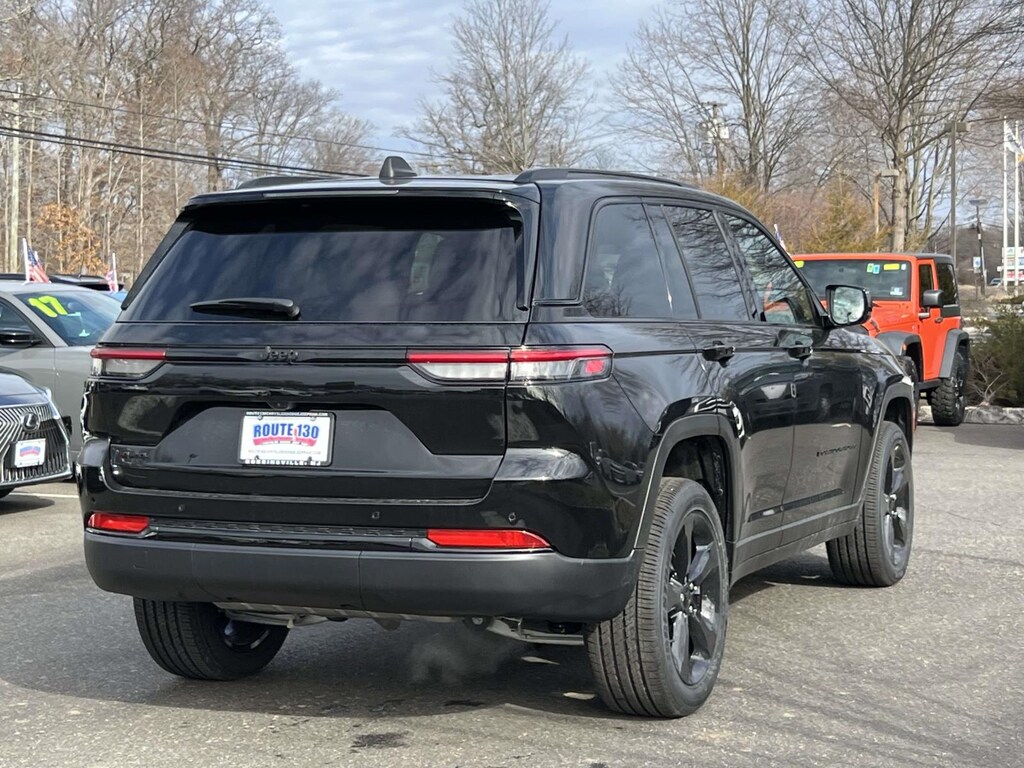 New 2025 Jeep Grand Cherokee ALTITUDE X 4X4 Sport Utility