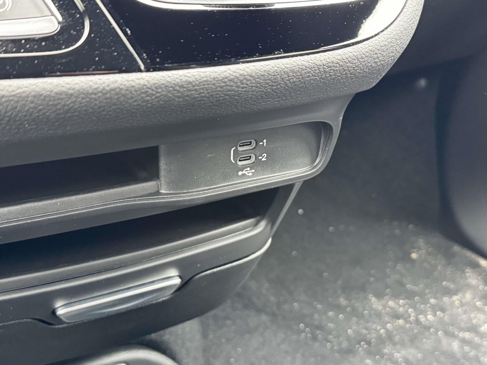 2026 Chrysler Pacifica Select - Photo 13
