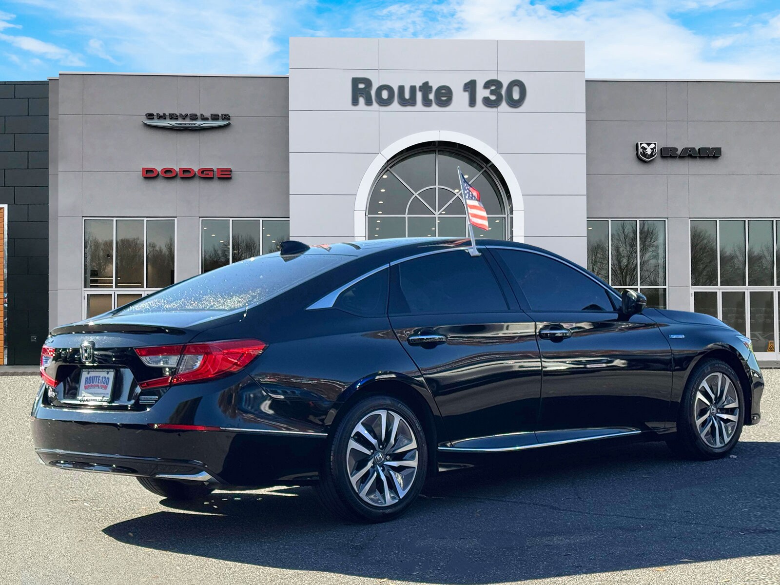 2020 Honda Accord Hybrid Touring photo 4