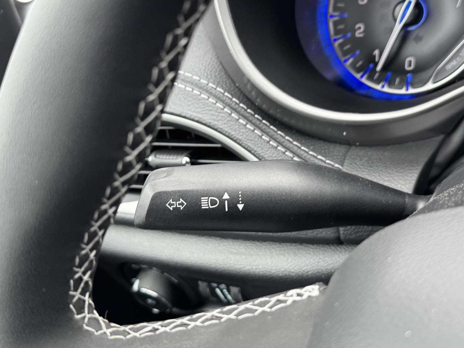 2026 Chrysler Pacifica Select - Photo 20