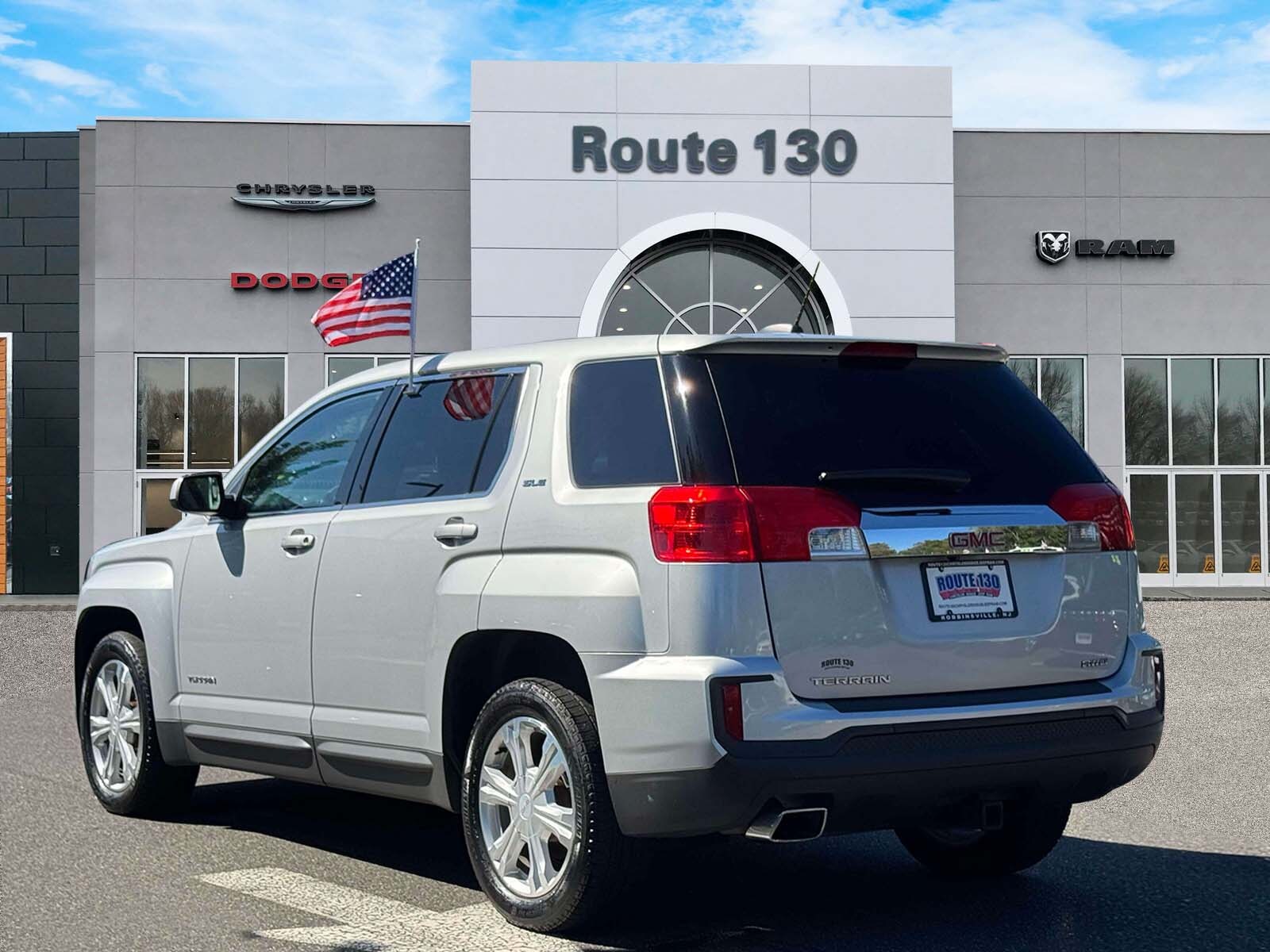 2017 Gmc Terrain SLE photo 2