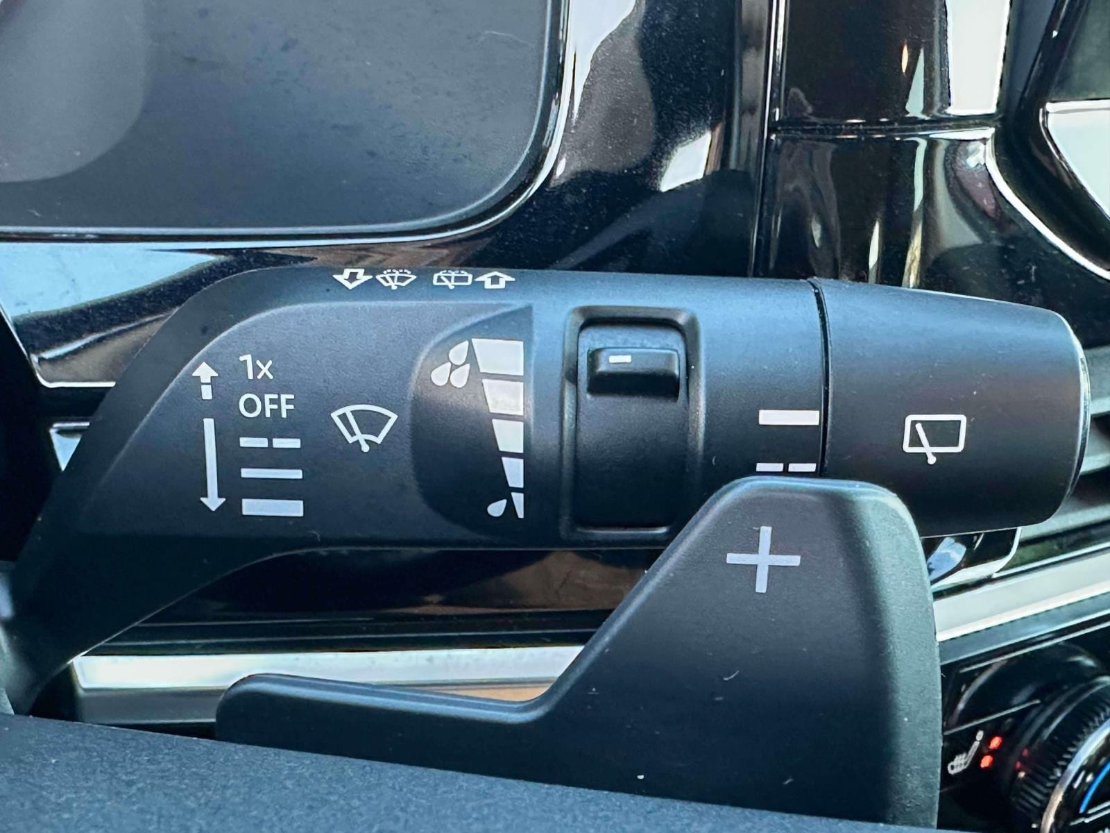2023 Nissan Pathfinder SV - Photo 20