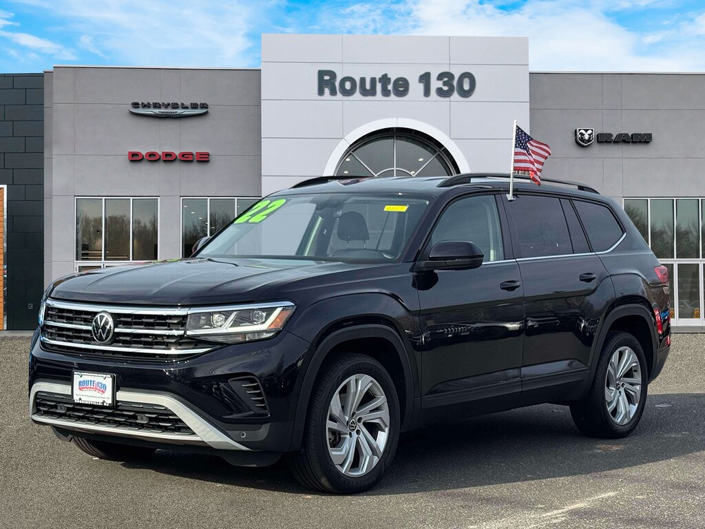 Used 2022 Volkswagen Atlas 3.6L V6 SE w/Technology 4MOTION SUV