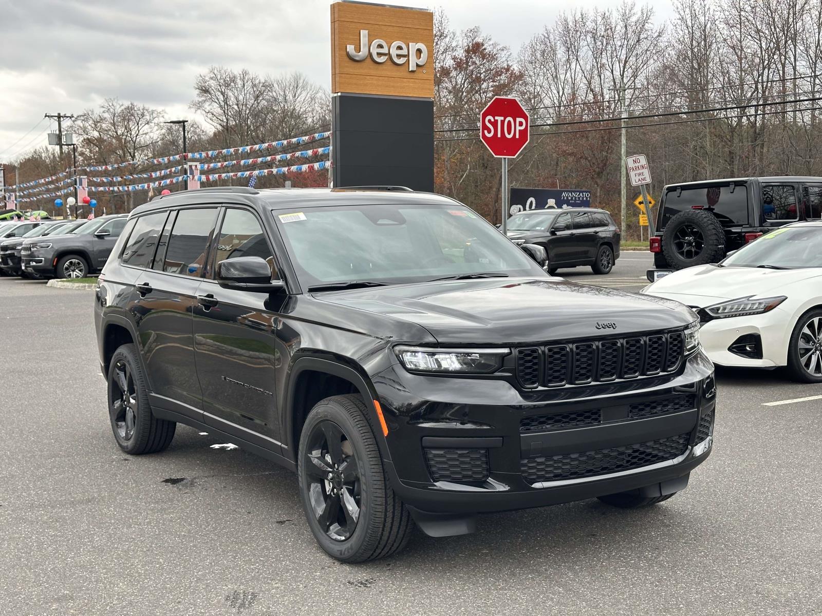 2025 Jeep Grand Cherokee L Altitude's photo