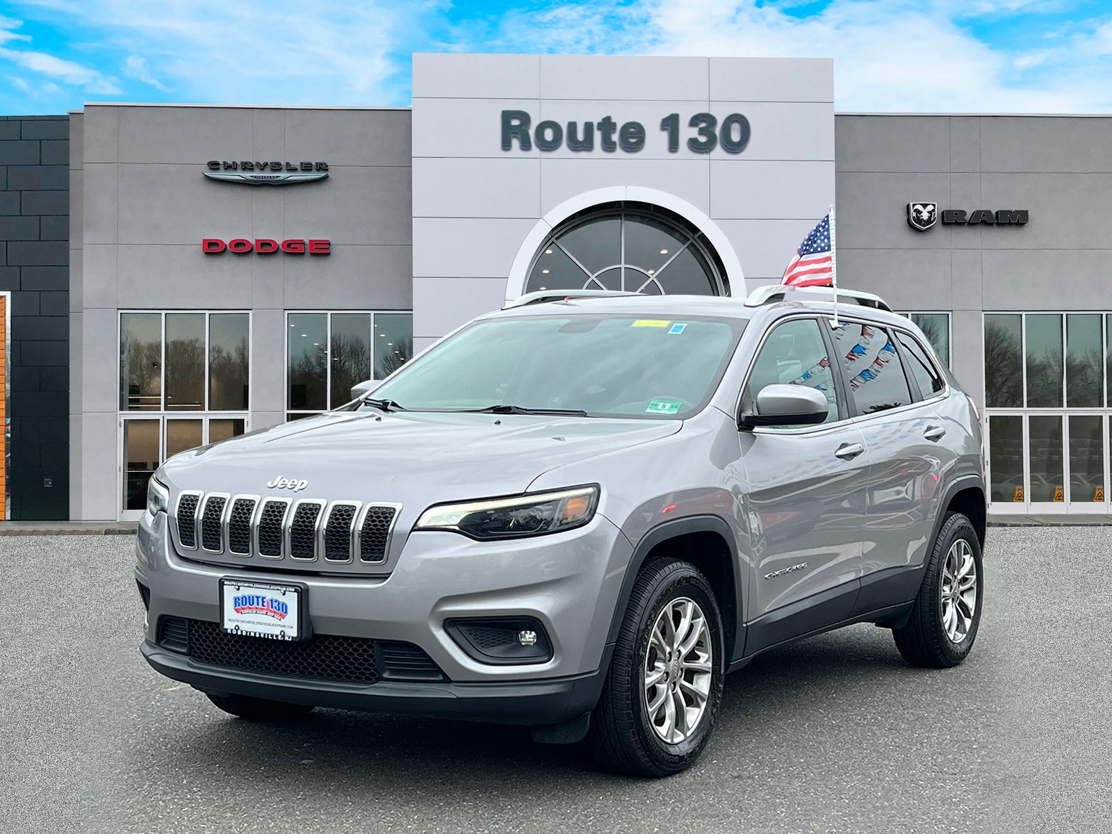 Used 2019 Jeep Cherokee Latitude Plus with VIN 1C4PJMLBXKD269148 for sale in Robbinsville, NJ