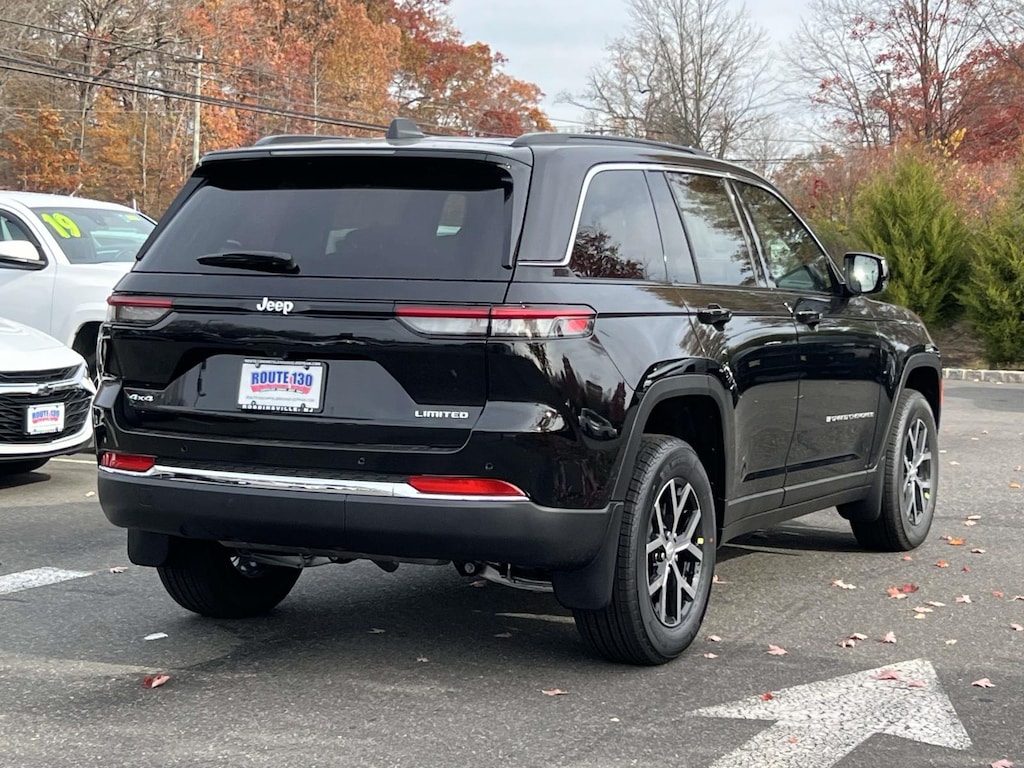 New 2025 Jeep Grand Cherokee LIMITED 4X4 Sport Utility