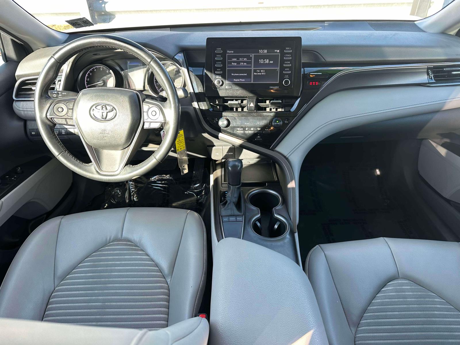2024 Toyota Camry SE - Photo 11