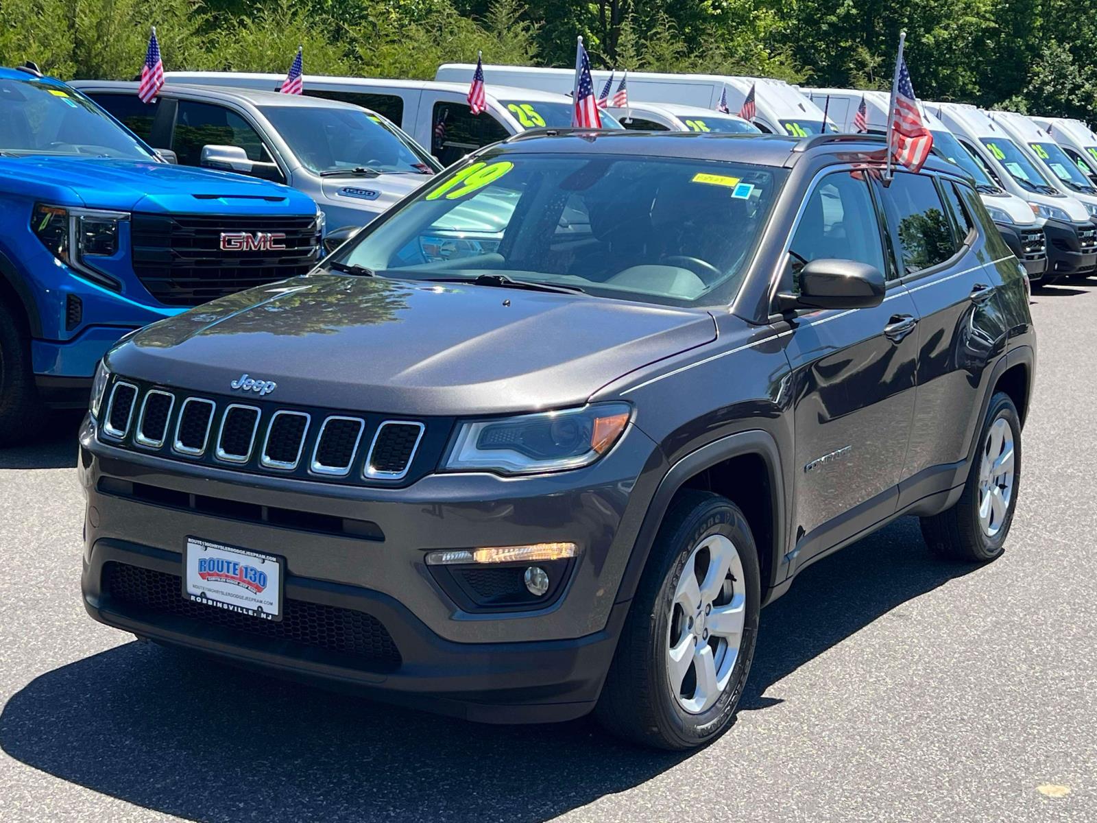 Used 2019 Jeep Compass Latitude with VIN 3C4NJDBB3KT768442 for sale in Trenton, NJ