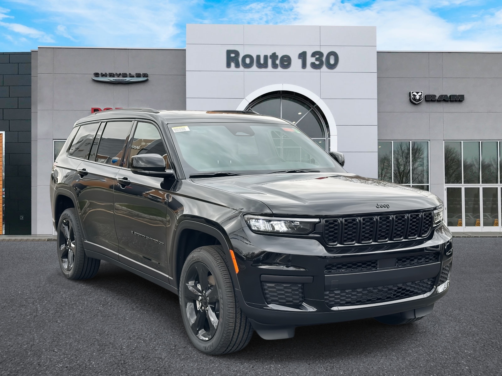 2025 Jeep Grand Cherokee L Altitude's photo