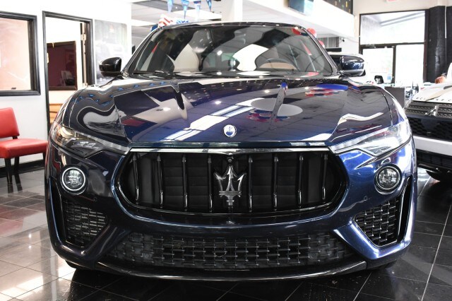 2022 Maserati Levante Modena photo 2