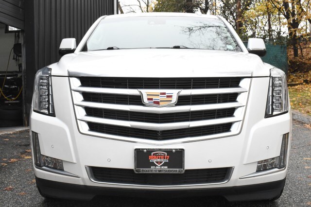 2017 Cadillac Escalade ESV Premium Luxury photo 2