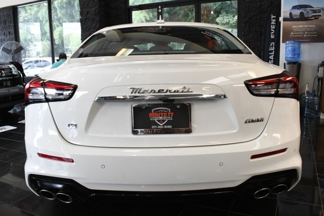2022 Maserati Ghibli Modena - Photo 15